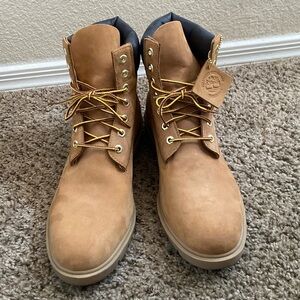 TIMBERLANDS BOOTS